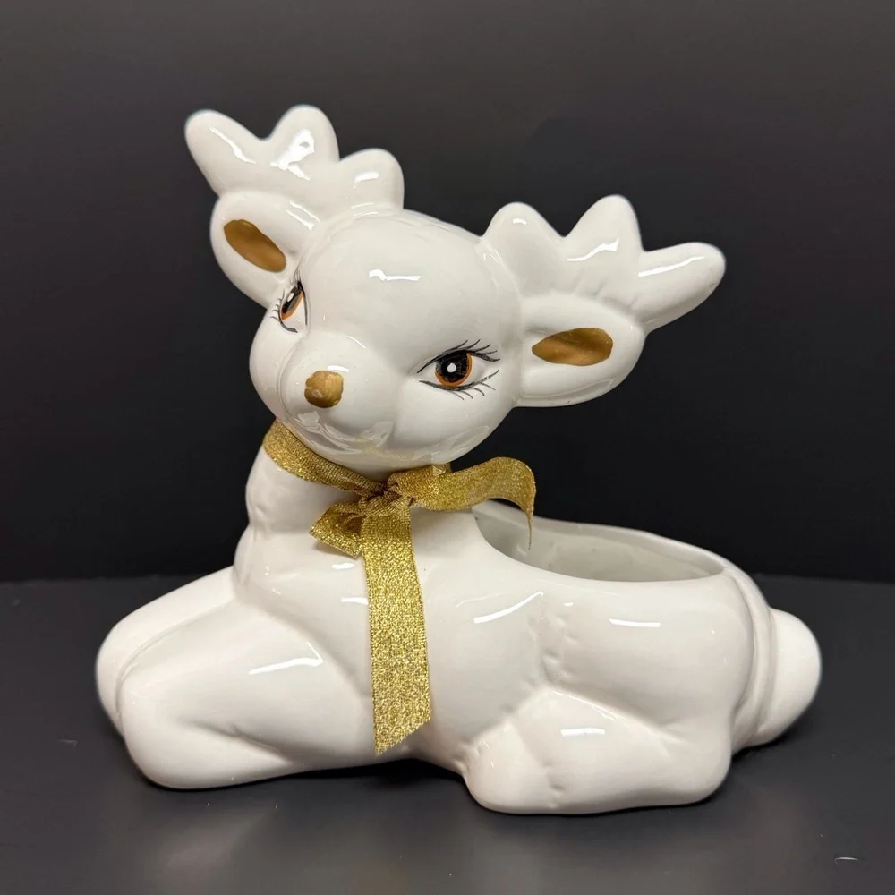 1990’s White Ceramic Sitting Reindeer Planter Holiday Gold Bow & Greenery EUC